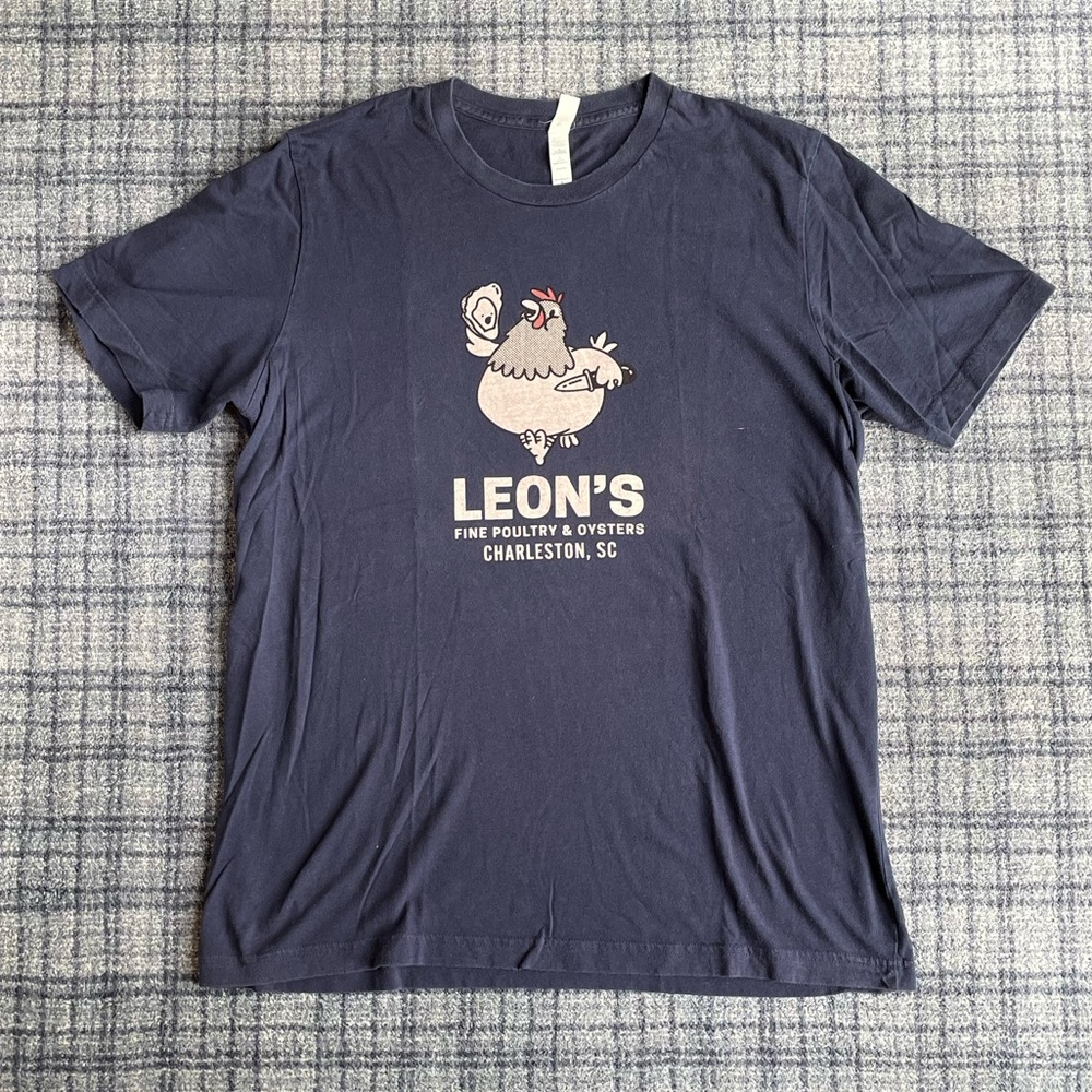 Leon’s Oyster Bar shirt